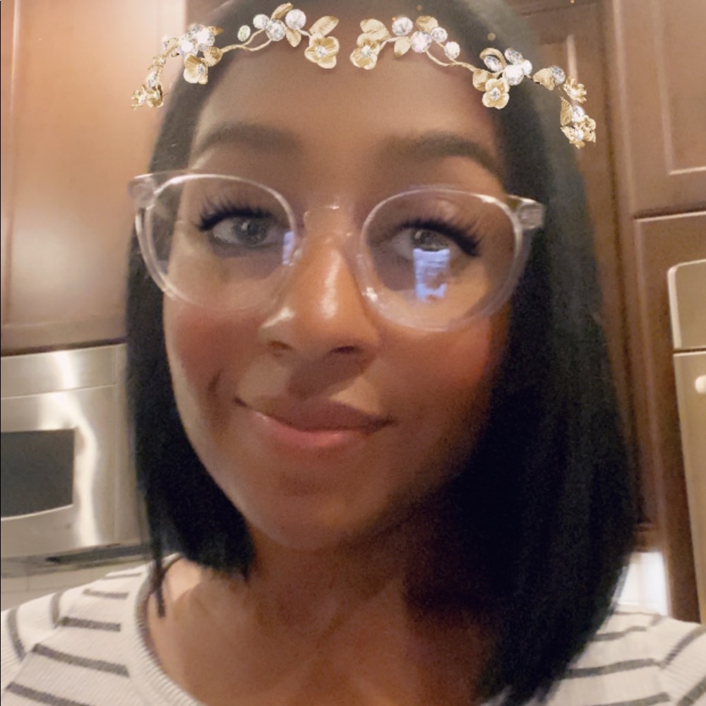 Meet your Posher, Carmen